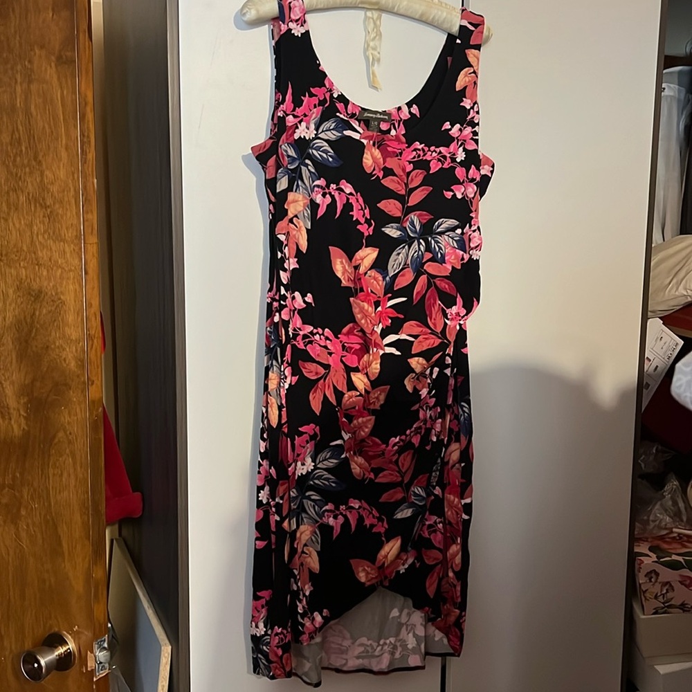 Tommy Bahama Ladies Dress, EUC